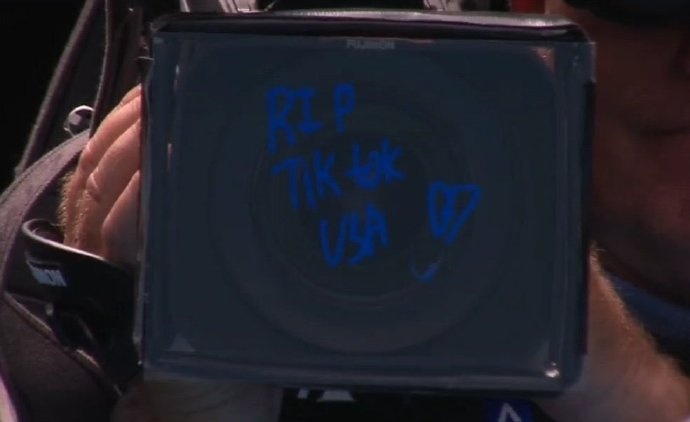 DG视讯官网平台高芙：预感Tiktok未来还会回美国的，下架后我应该会被迫多读点书