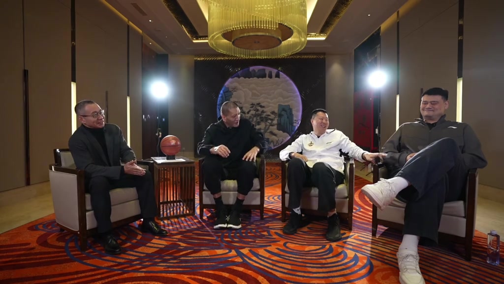 DB电子官网王治郅：2000年参加扣篮大赛是为了凑数 结果赢了姚明得了个手机