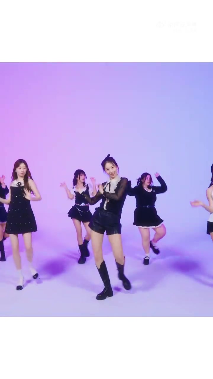 DG视讯官网平台老婆打窝？PCL解说joy分享视频：看下我老婆的胜利之舞什么水平